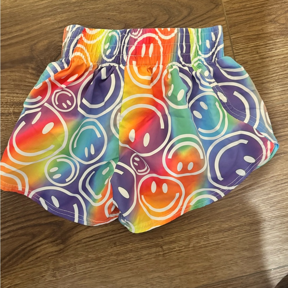 Azarhia Colorful Smiley Face Shorts